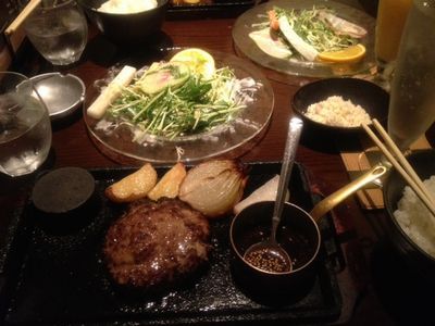 ﾊﾝﾊﾞｰｸﾞ