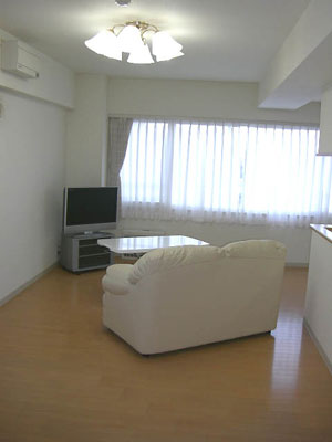 01-room.jpg