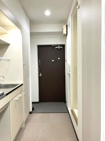 キッチン前・玄関