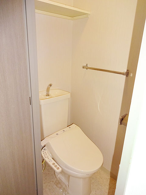 トイレ　シャワー便座