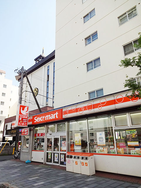 コンビニ　徒歩１分