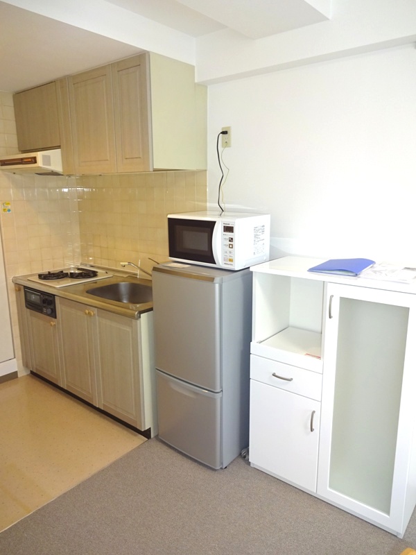 キッチン　家具家電付き