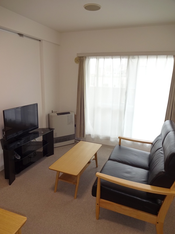 室内　家具家電付き