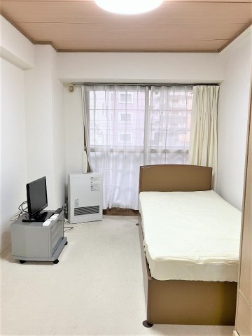 寝室　家具家電付き
