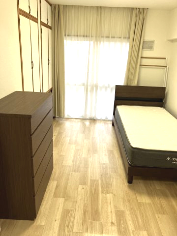 室内　家具家電付き