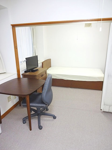 室内　家具家電付き