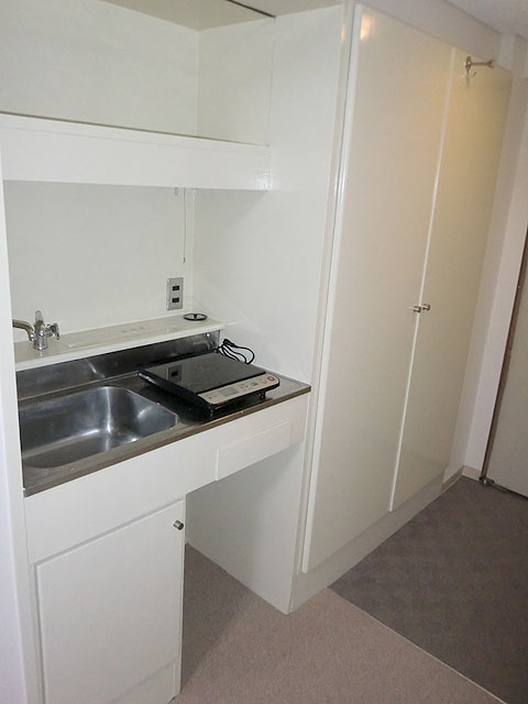 キッチン　IHコンロ付き