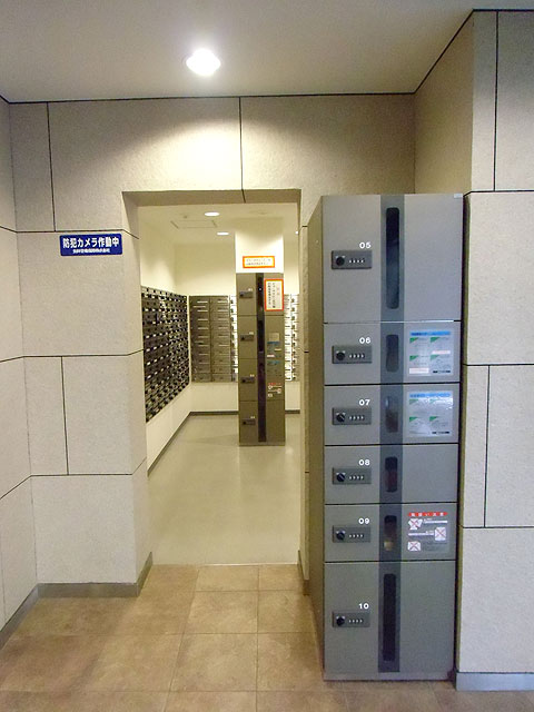 宅配ボックス
