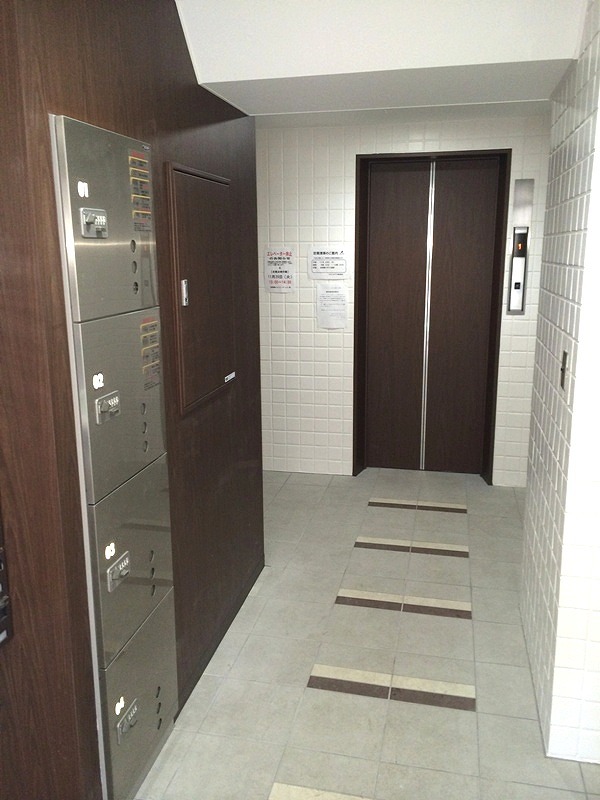 エントランスホール