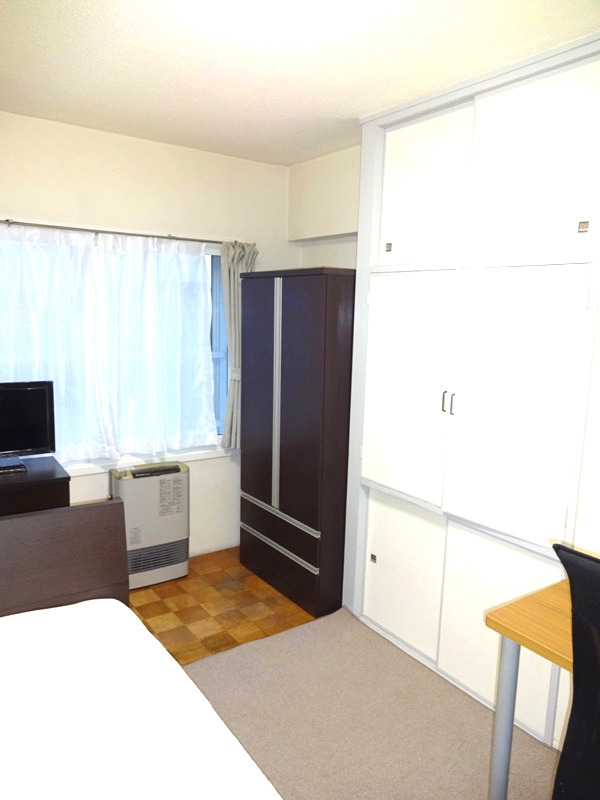 家具家電付きの室内