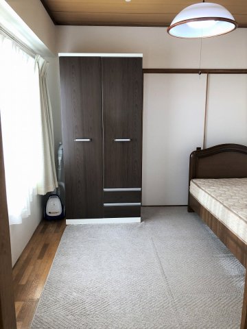 ワードローブ、掃除機